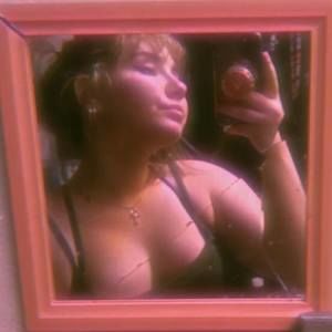 Meet your Posher, Amelia